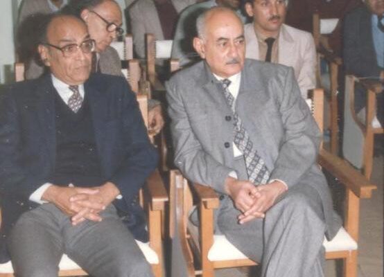 المعماري صلاح زيتون و د. يحيي الزيني و د. زكي حواس بأحد الامسيات المعمارية في المركز