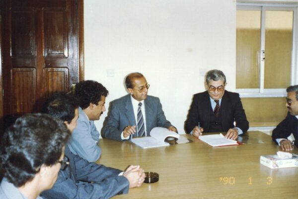 حفل توقيع عقد تخطيط جامعة تعز - 2