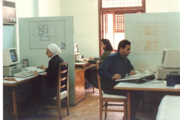 قسم عمارة بالمركز في نهاية الثمانينات