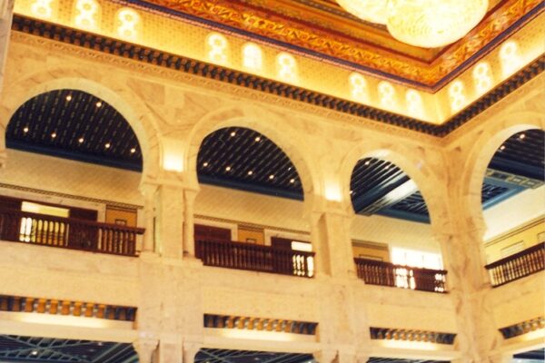قصر البلديه من الداخل